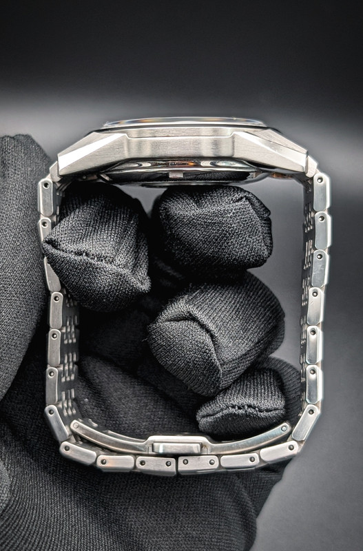 PXL 20260227 030640542 PORTRAIT ORIGINAL