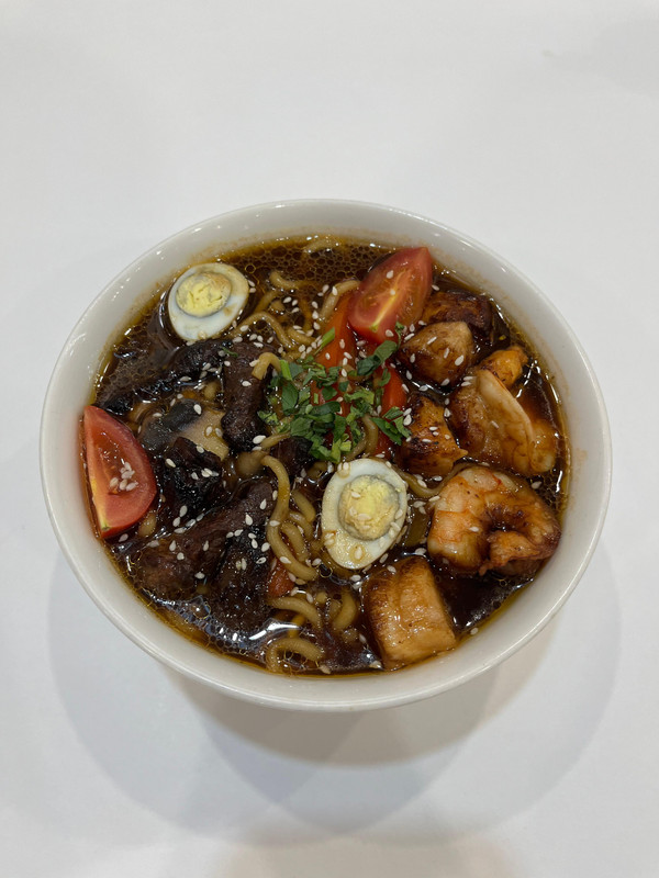 Рамен с морепродуктами (350г)