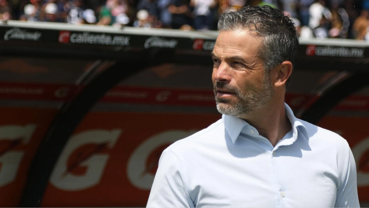 Pumas pierde la paciencia y finalmente despide a Rafa Puente 