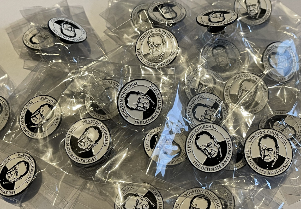 Winston Churchill loads IMG_1532