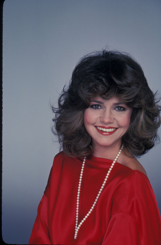 Sally_Field_b03