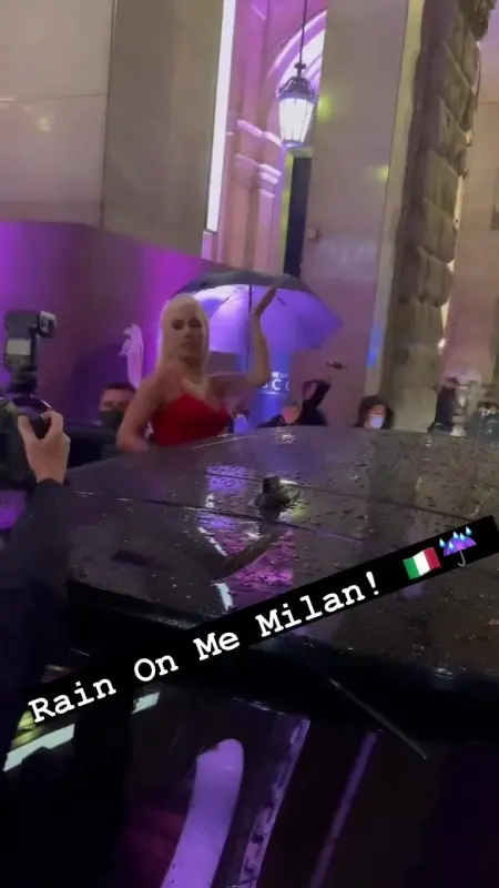 11-13-21-IG-Story-002-1.webp