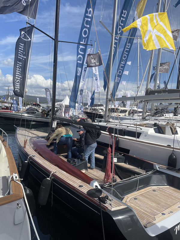 0AABC83A-2EED-4691-A41F-78107D22C673