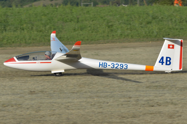 3293-0632118.jpg