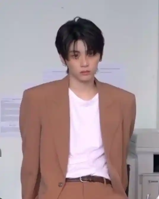 20250929_165746_copy_536x670_4