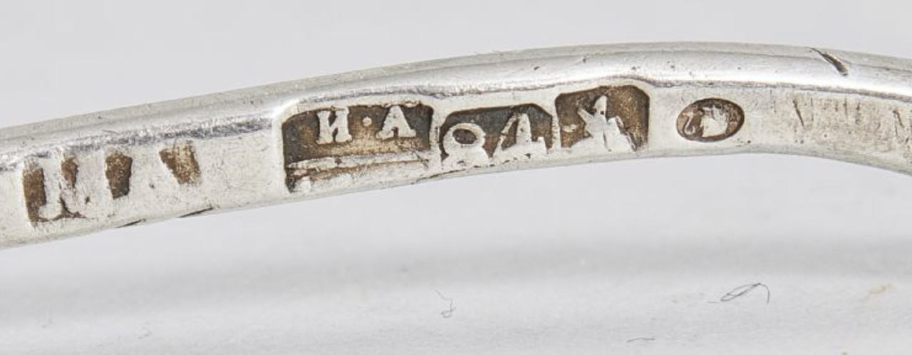 BAA82CD6-25DF-4CDF-B5B1-FB801EA31949