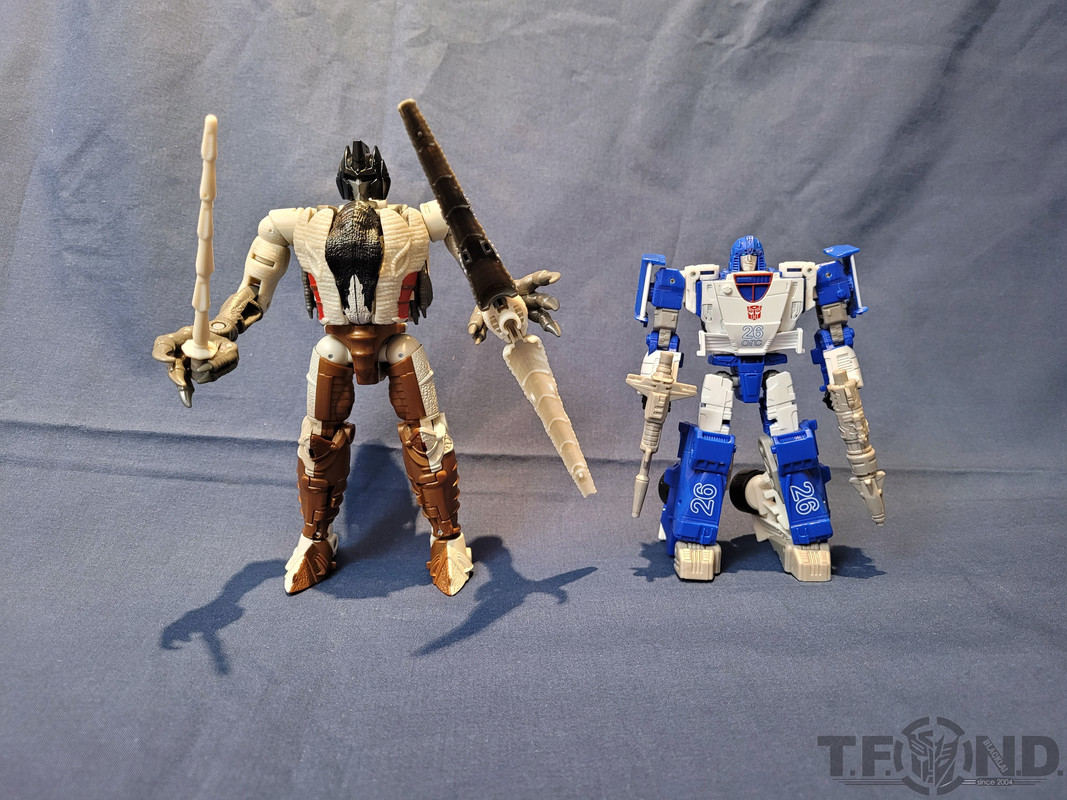 War-For-Cybertron-Maximal-Grimlock-02