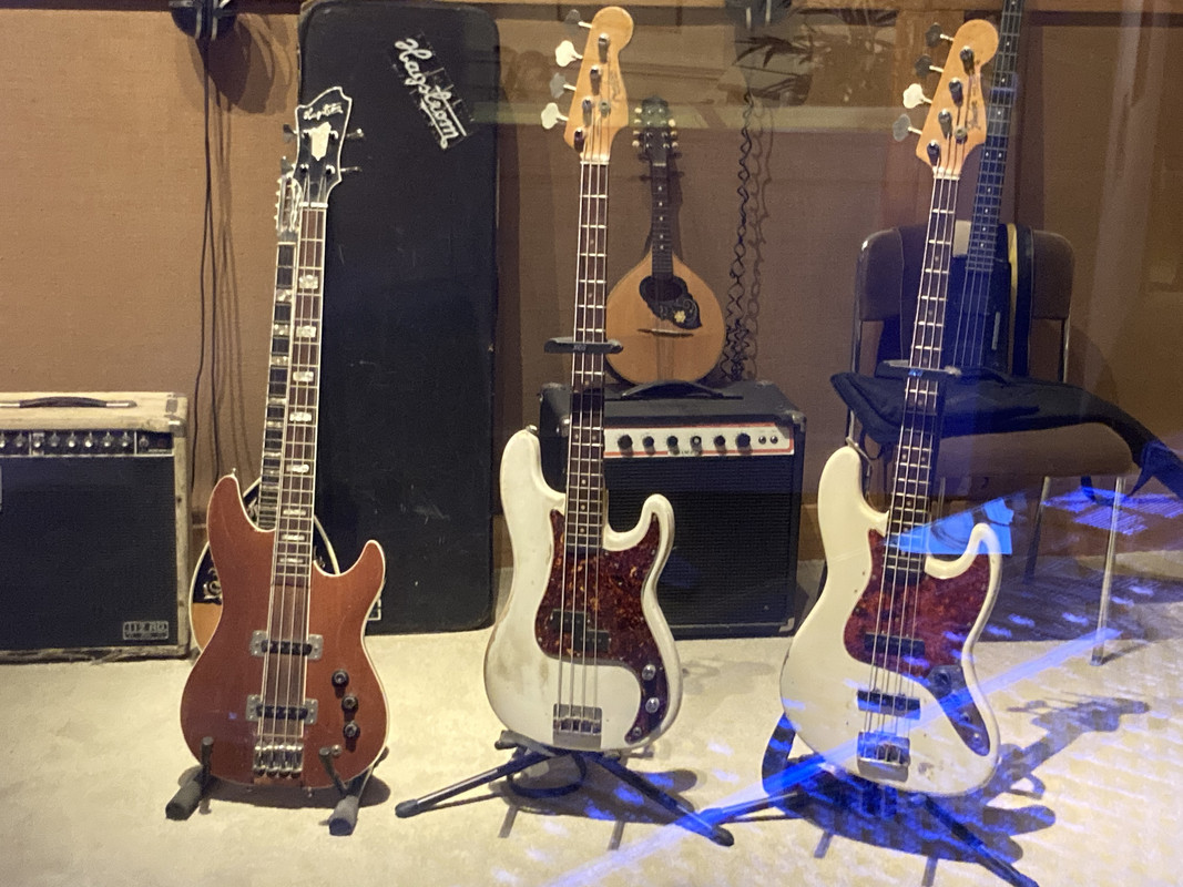 E534D4A8-A841-49B0-B216-69A07A14A0EF