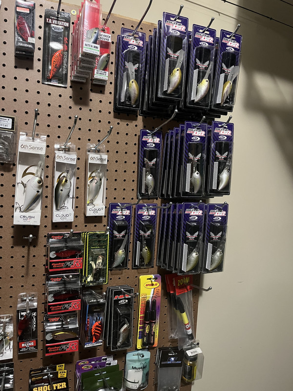 6DEA1612-597B-4E7D-B7E6-45608A2B13E6