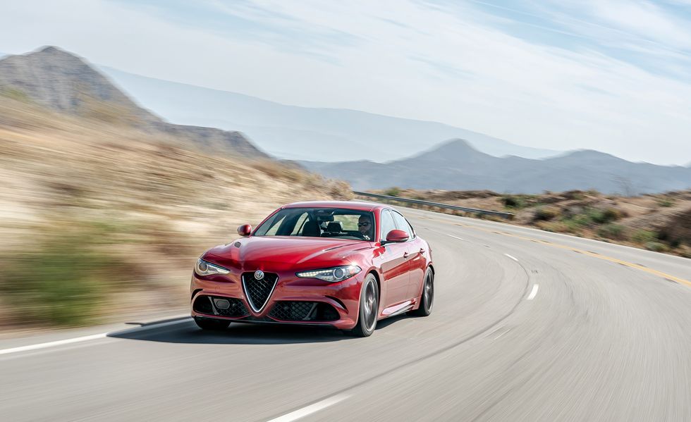 2018-alfa-romeo-giulia-quadrifoglio-ltwrap-101-1561635954.jpg