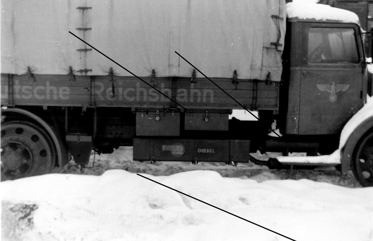 Rußland Schienen Auto LKW Kfz Bahnhof Eisenbahn Truppentransport