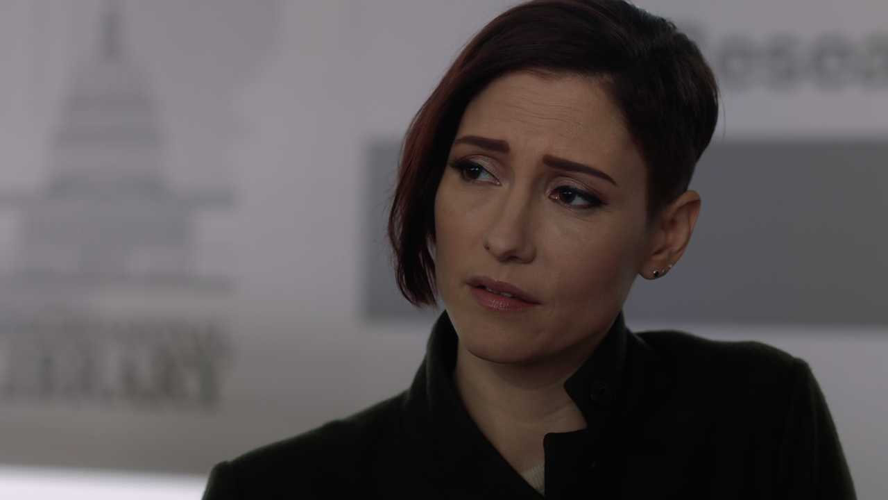 Supergirl.S05E18.The.Missing.Link.1080p.10bit.BluRay.AAC5.1.HEVC-Vyndros.mkv_snapshot_10.52_[2020.09