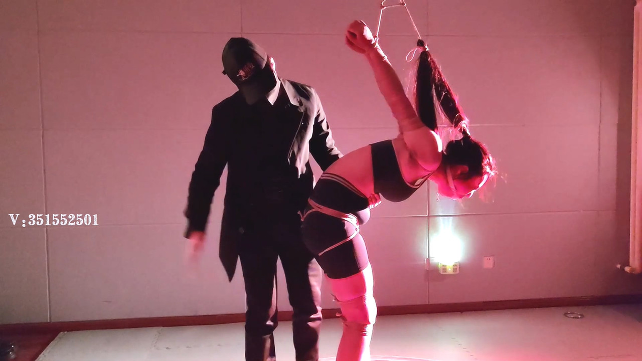 一绳所爱 紫涵极限欧式吊.mp4_20240502_140059.837