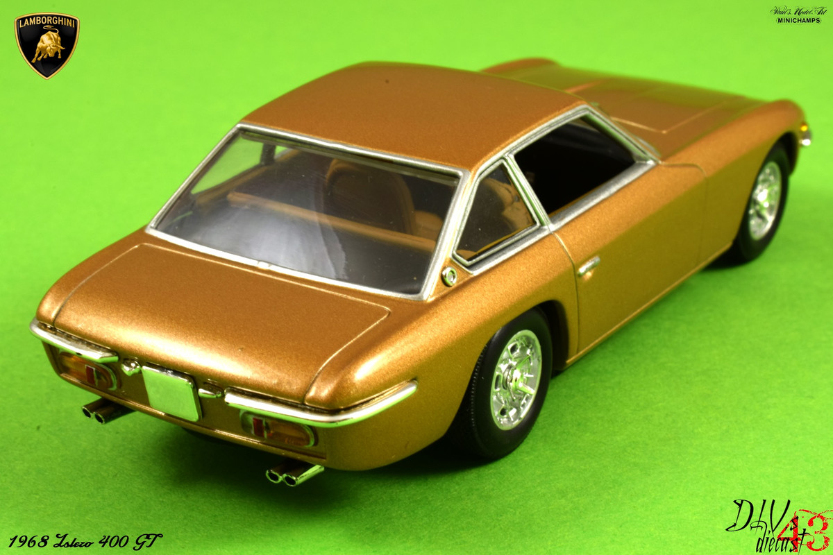 Islero 400GT Gold Minichamps (5)