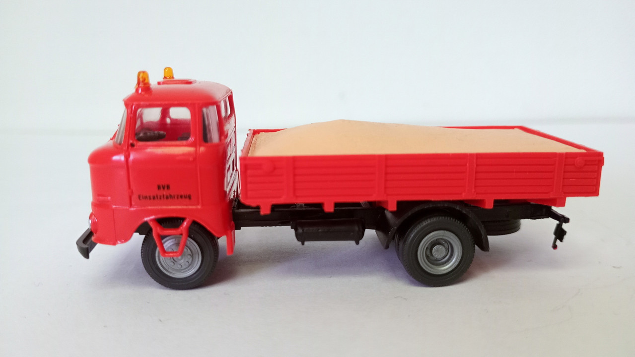 Mach (3353)