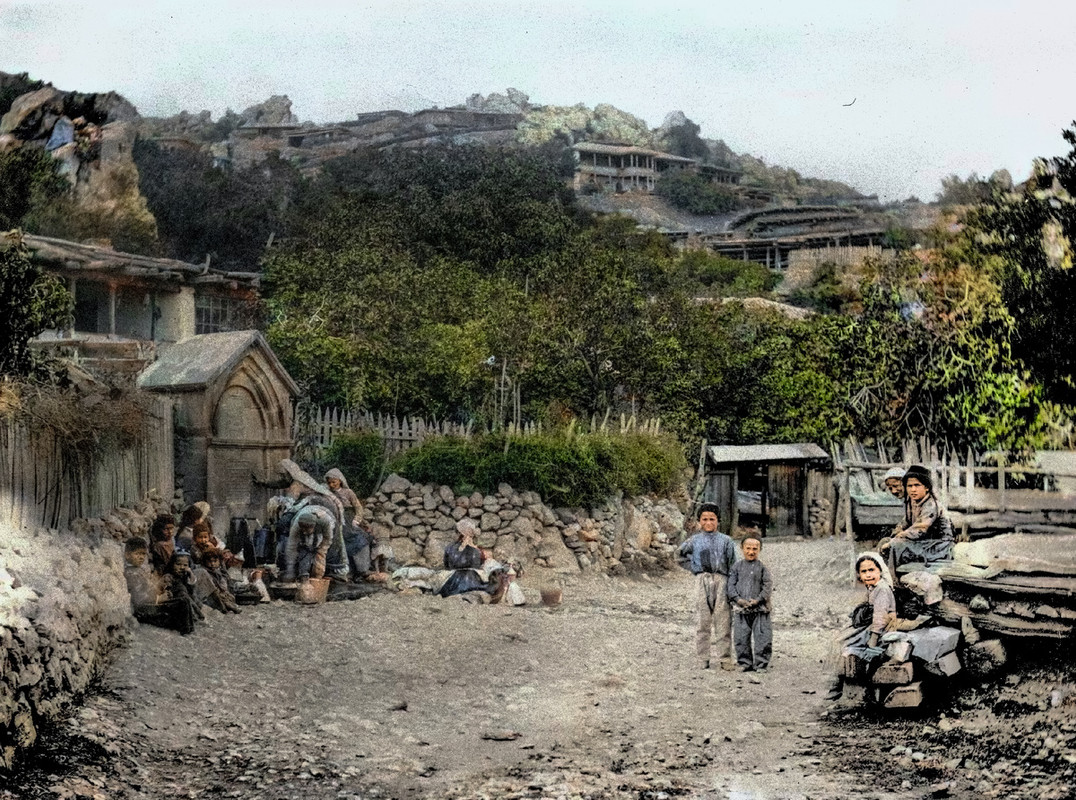 Чешме в татарской деревне, 1897 год. Джами-Чешме, Гурзуф