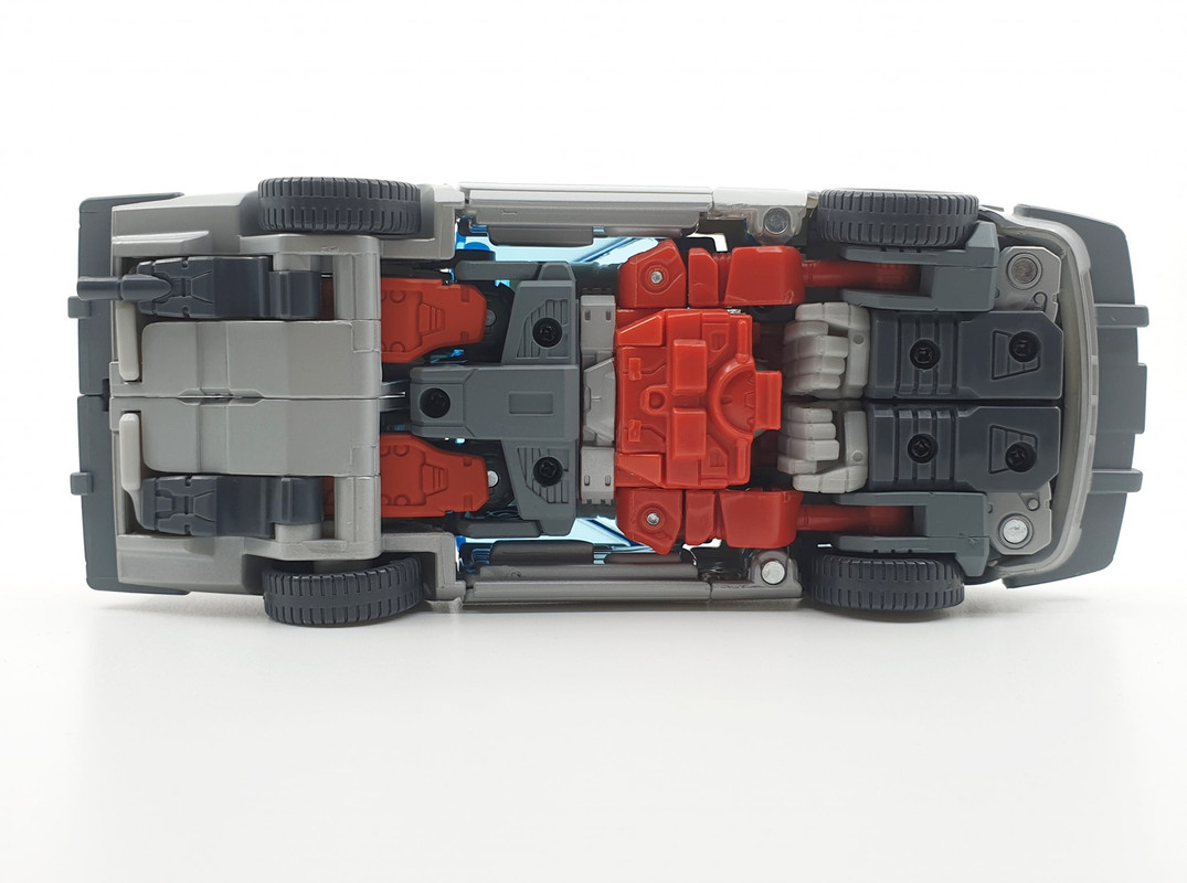 MP-18-Bluestreak-Packaging-Collectible-pin-10