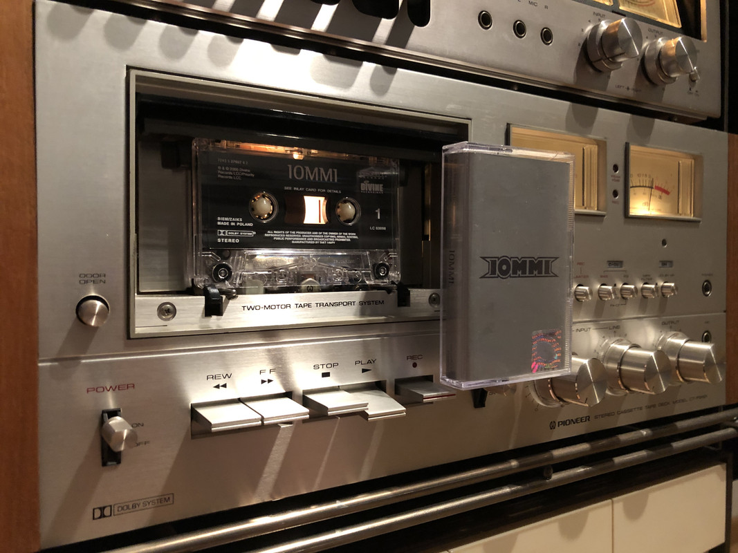 7027DF02-4B05-40B4-828A-3BC56811314D