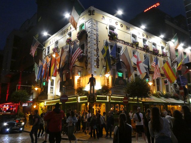 10 días por Irlanda en verano de 2024 - Blogs de Irlanda - DÍA 1 – Vuelo Madrid-Dublín (19)