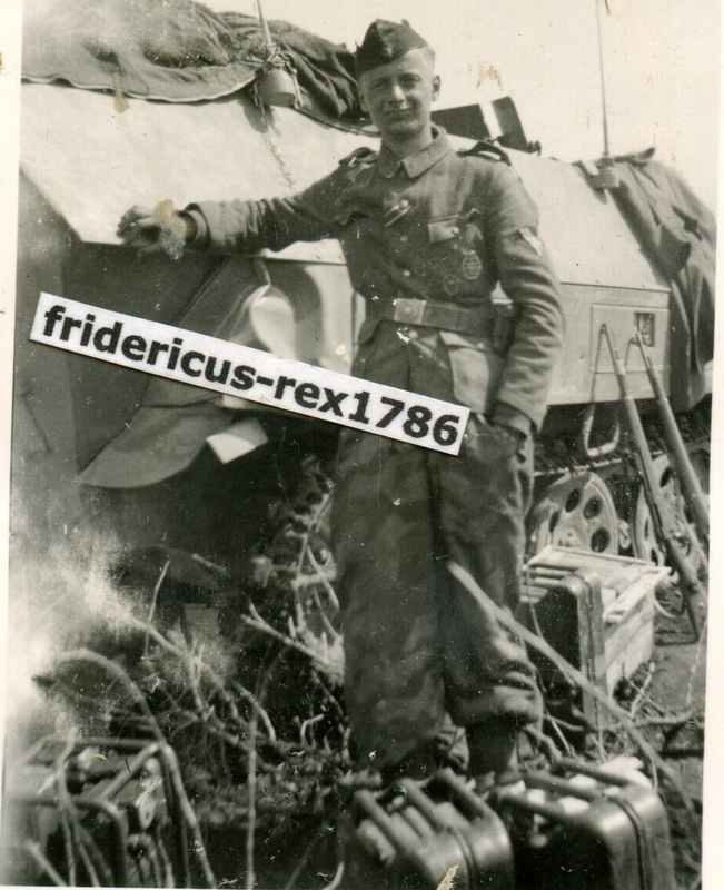 Foto 1. PzSpKp Rückzug 44 Spw Schützenpanzerwagen Sd.Kfz. 251 Ausrüstung HKL