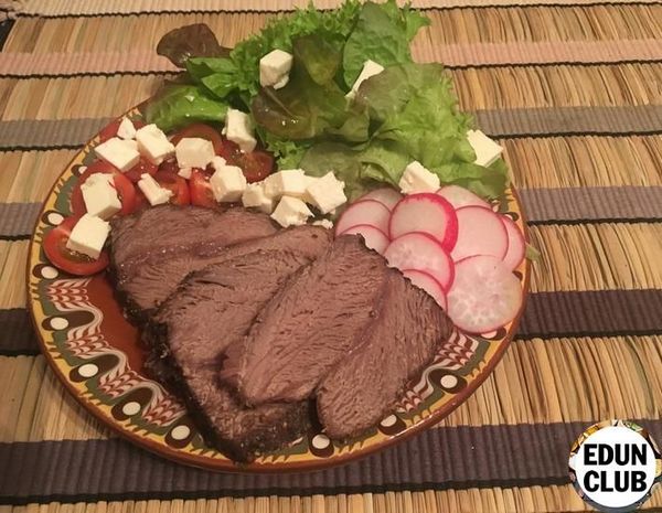 Всем привет, в этом рецепте я расскажу, как приготовить вкусный сырный торт с ветчиной