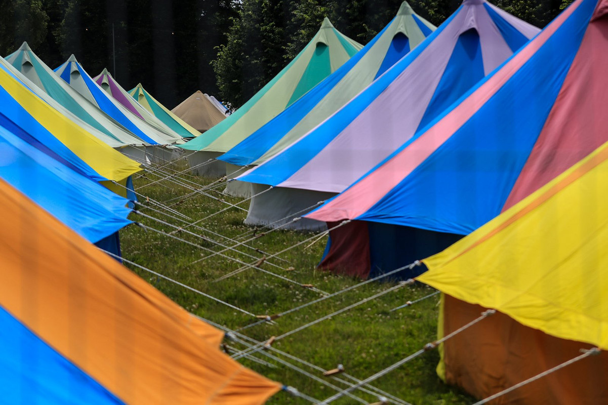multi-tents.jpg