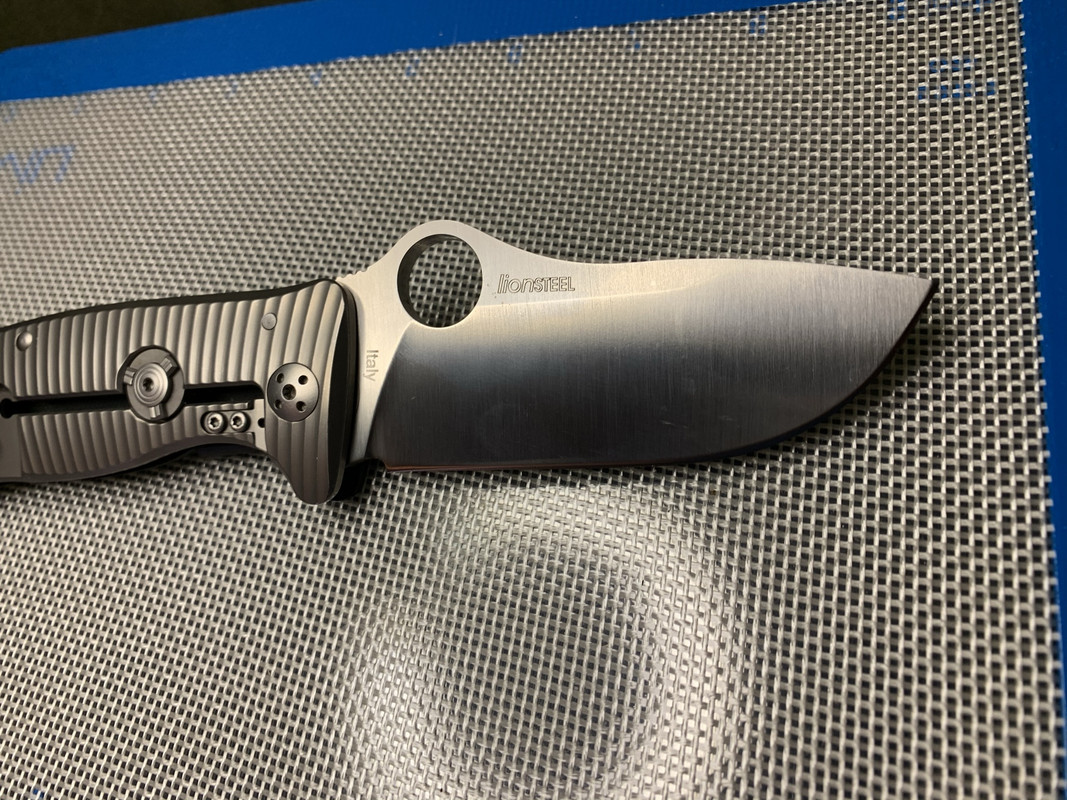 0DA4E36F-9551-49A1-BA6B-223897A13B25