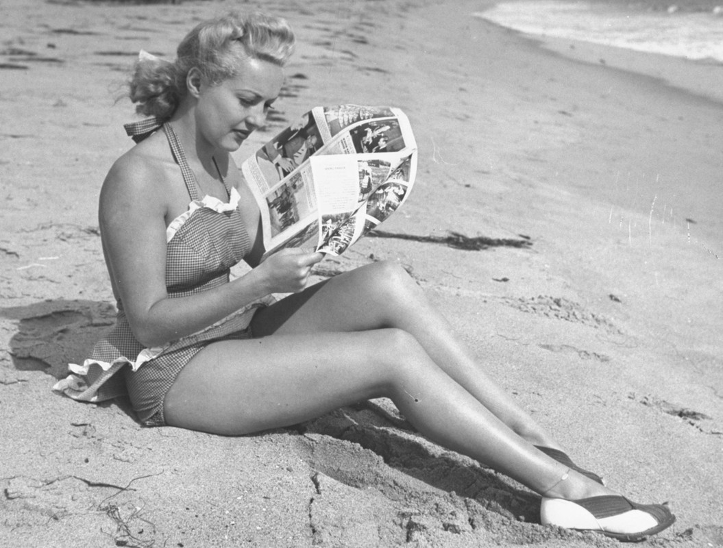 betty_grable_b30