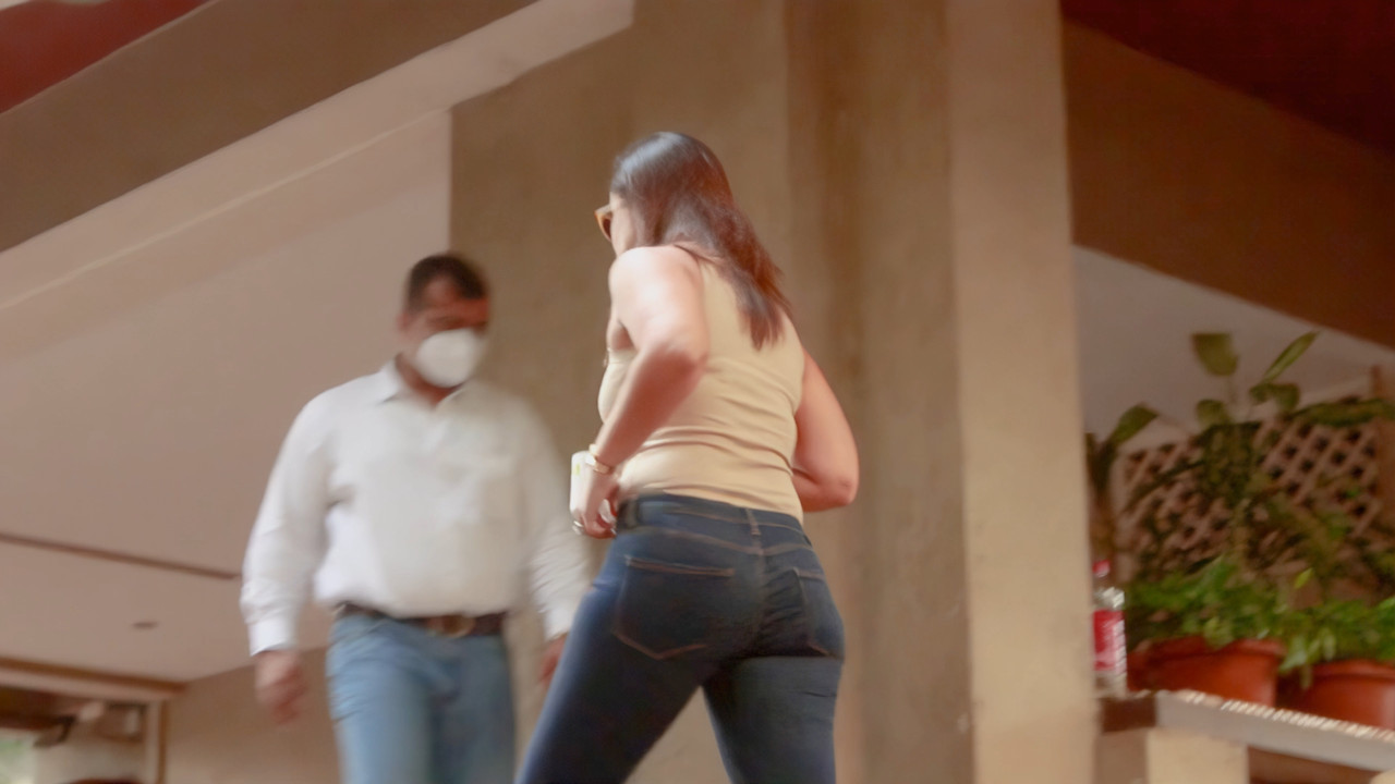 Kareena Kapoor Khan Ass 4k.mp4_snapshot_00.14.866