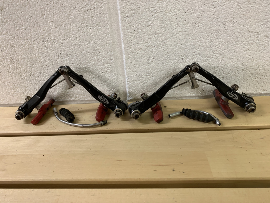 06F3BBF1-A48B-4785-80EA-BDA58FDCFC09