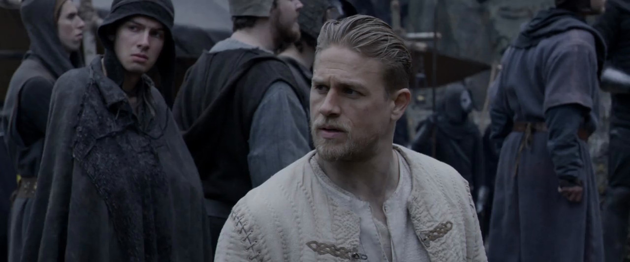 King Arthur: Legend of the Sword 2017 BluRay [Tamil + English] 480p, 720p ESub Screenshot