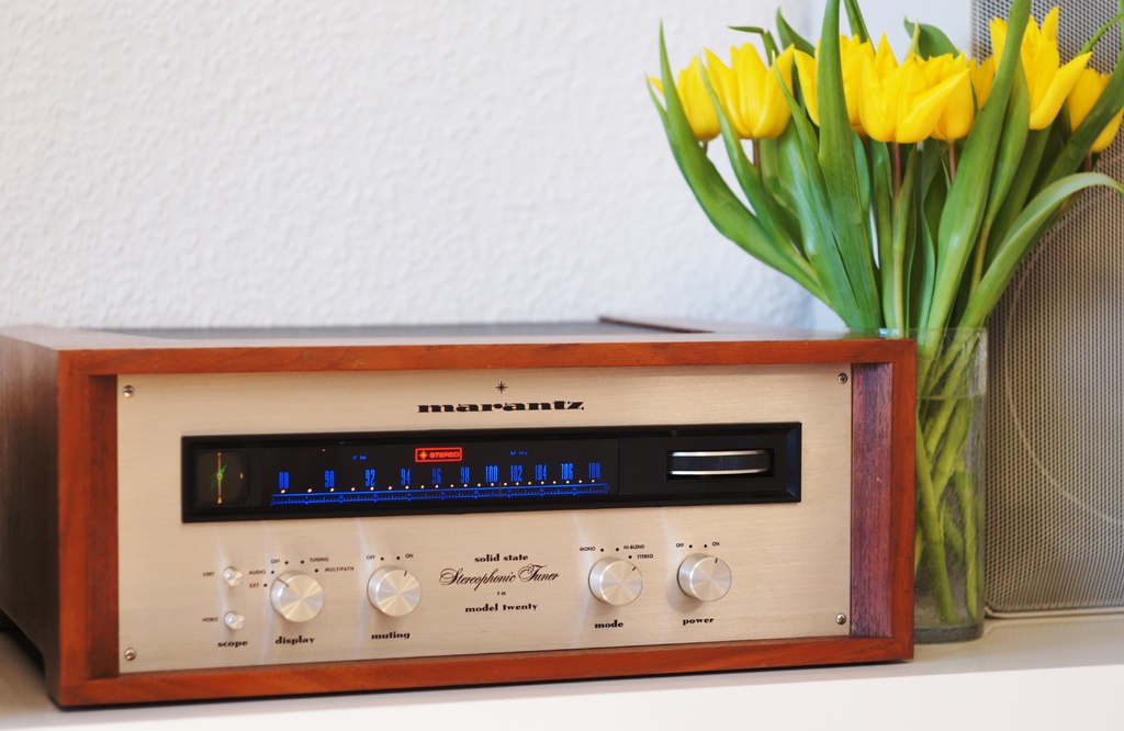 [Bild: Marantz-20b.jpg]