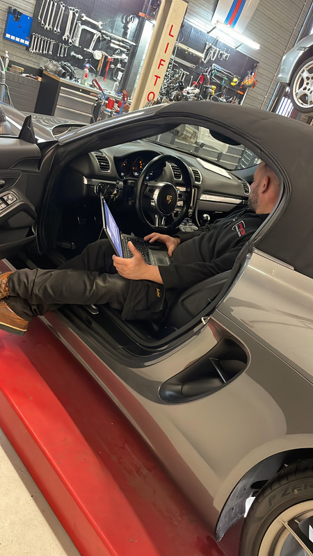 06444C7E-5407-4FD4-84C3-372E36337792