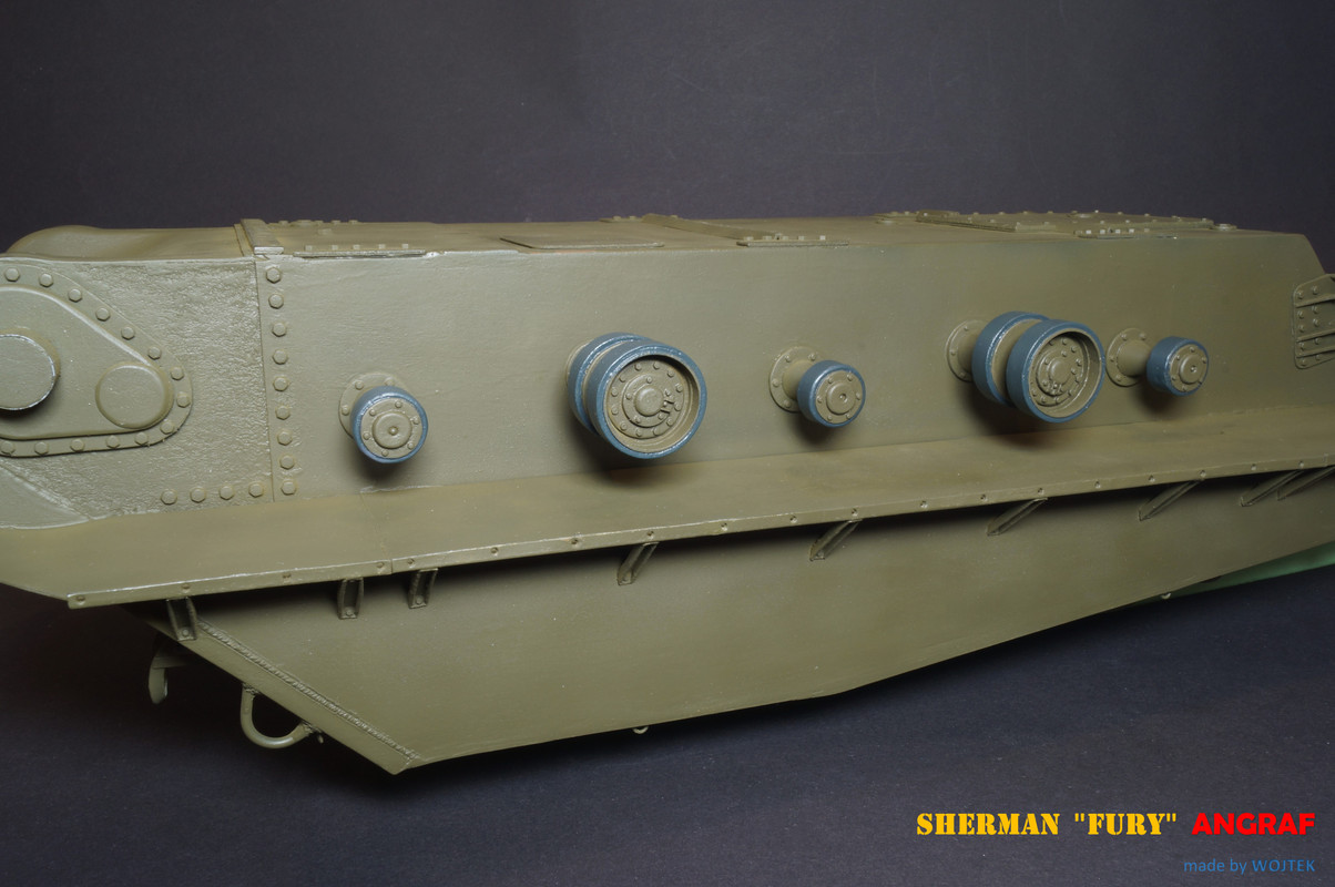 M4A3E8 SHERMAN  FURY 179