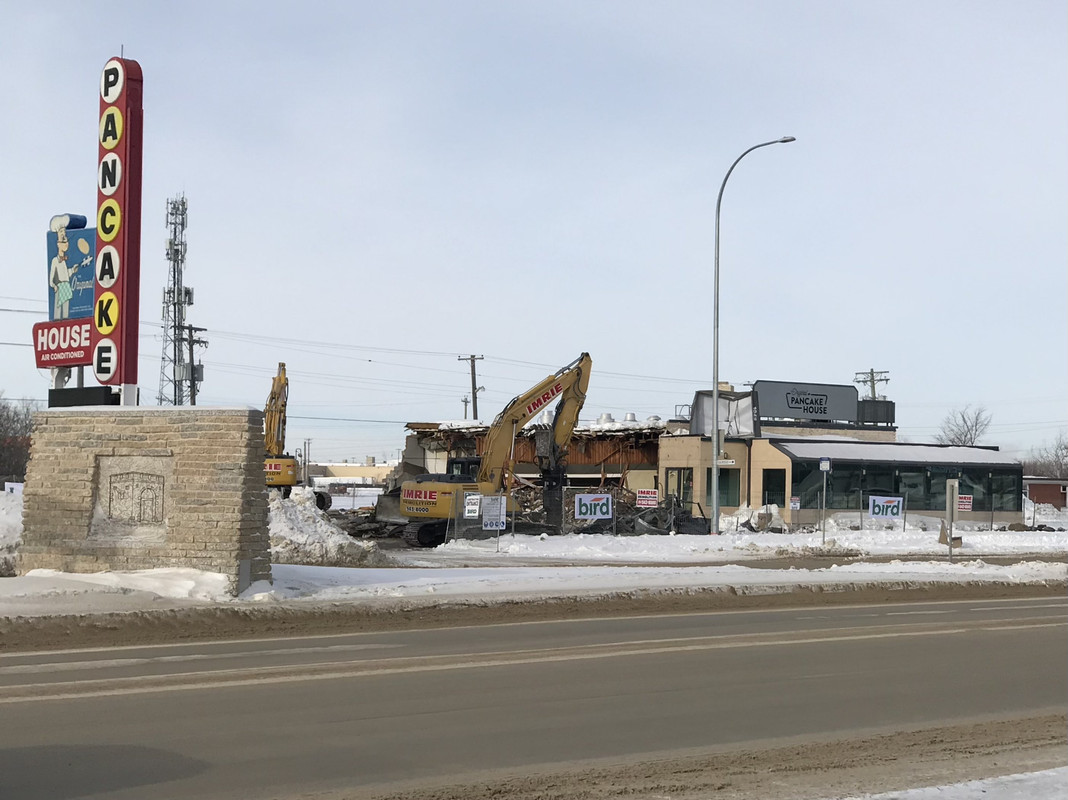 2ABE1191-0EA1-4EE2-BBC2-FCA7C4130A06_1_201_a