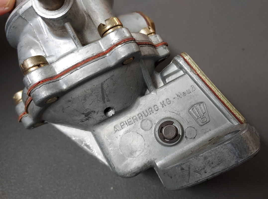 C95A8910-6D5D-4413-9766-BC518207F3E9