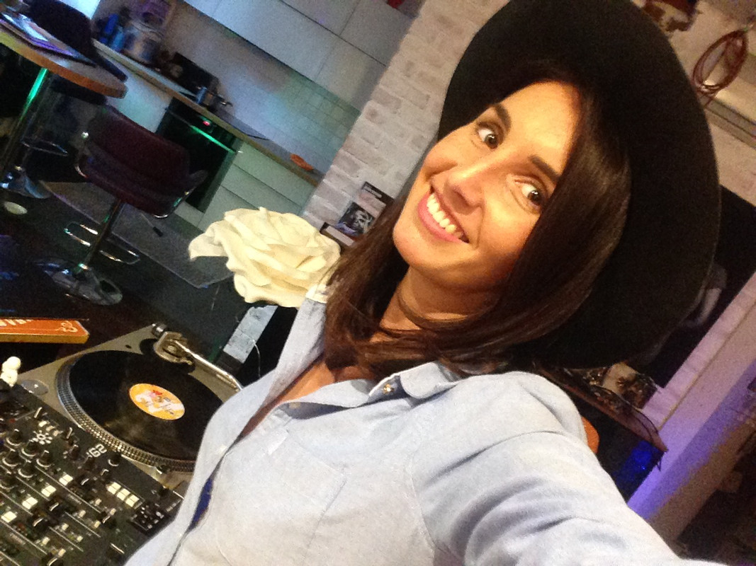 36FD30DD-64D4-4D15-B460-9B3783B9E068