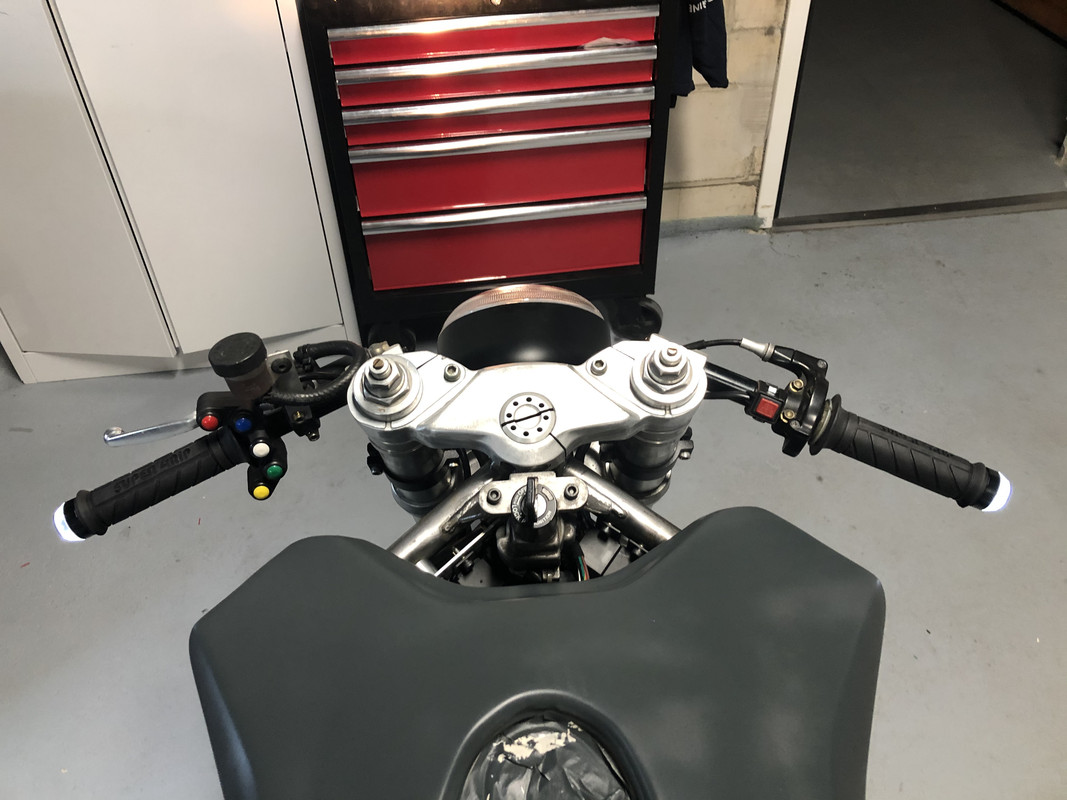 73D0C748-73C5-4A88-8E14-80856B4C7CCA