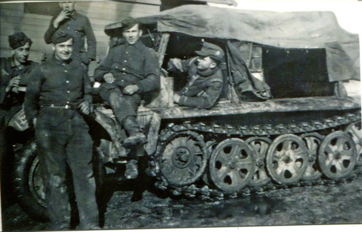 Gebirgsjäger auf Halbkette SdKfz Wehrmacht