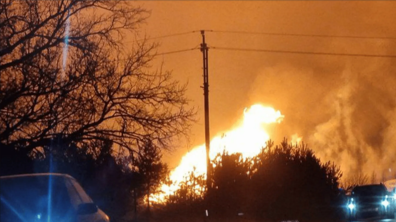 Explota un gasoducto en Lituania y evacuan un pueblo cercano