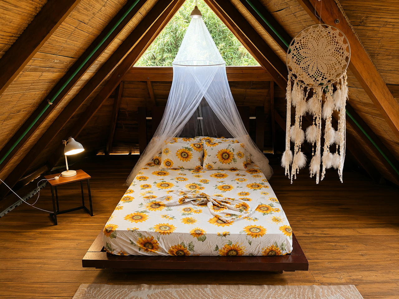Oshun third floor sunflower room