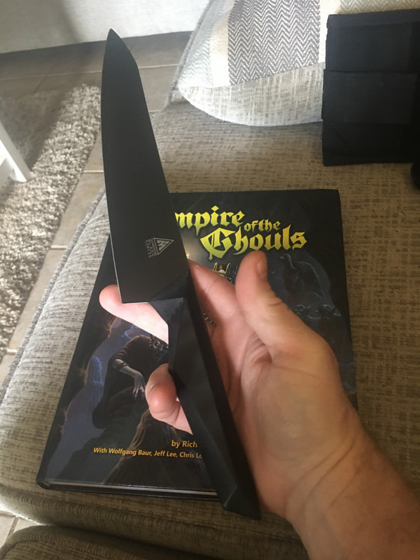 9CD00033-F100-4956-B026-15207877F40E