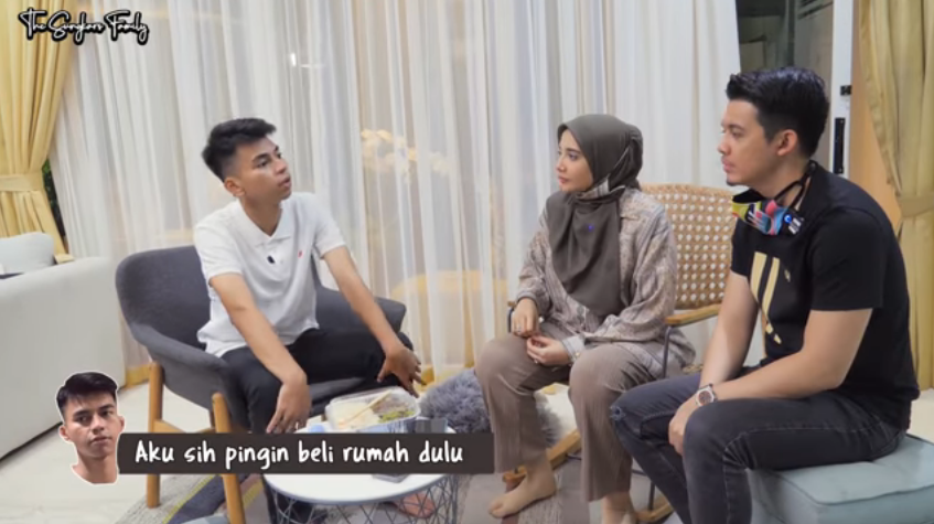 Dimas Ramadhan mengaku pada Zaskia Sungkar dan Irwansyah ingin membeli rumah jika telah sukses.