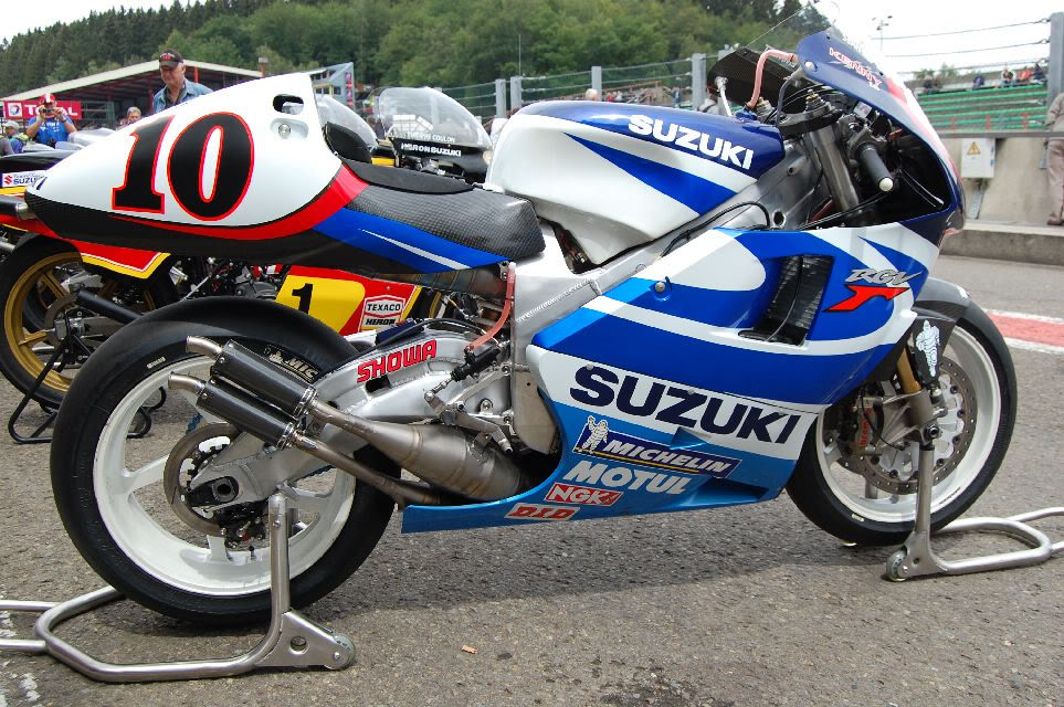 1999SuzukiXR89RGV500ExKennyRoberysJnr