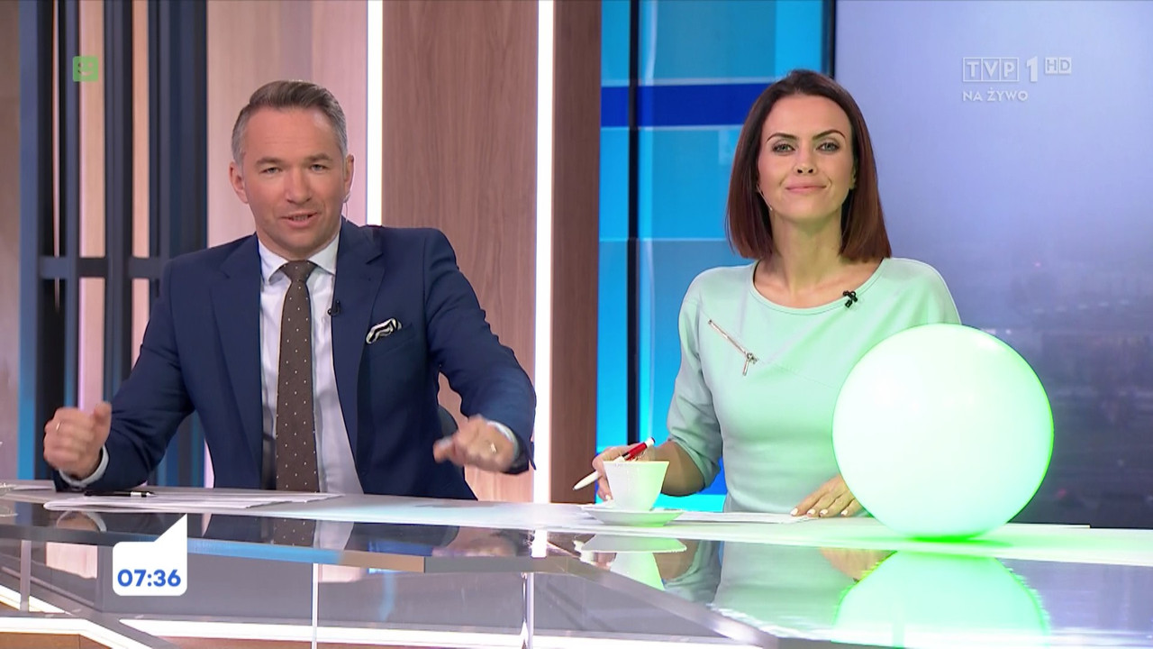 001_TVP_1_HD-23102017-0645.mts (0_00_02) 003070