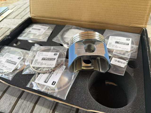 Pistons