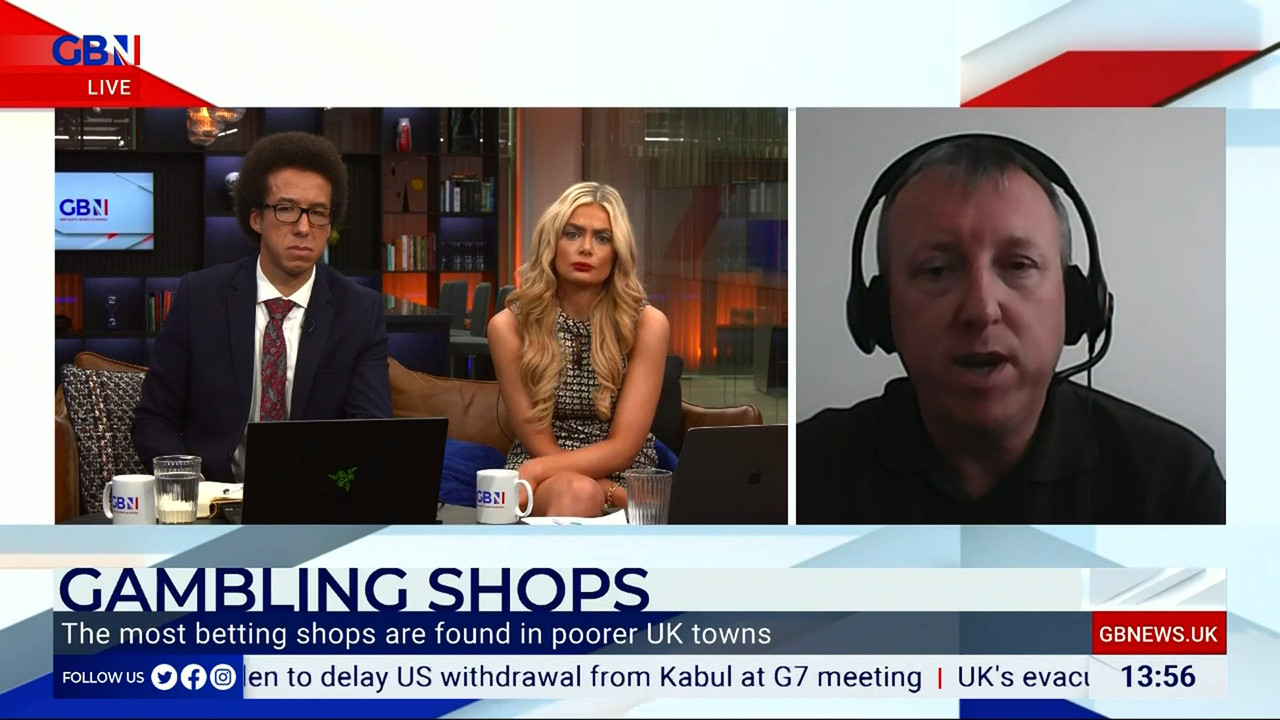 08.23 - 12.00.00 - DePiero & Halligan. What makes Britain tick - the ..._001.ts_snapshot_58.13.004