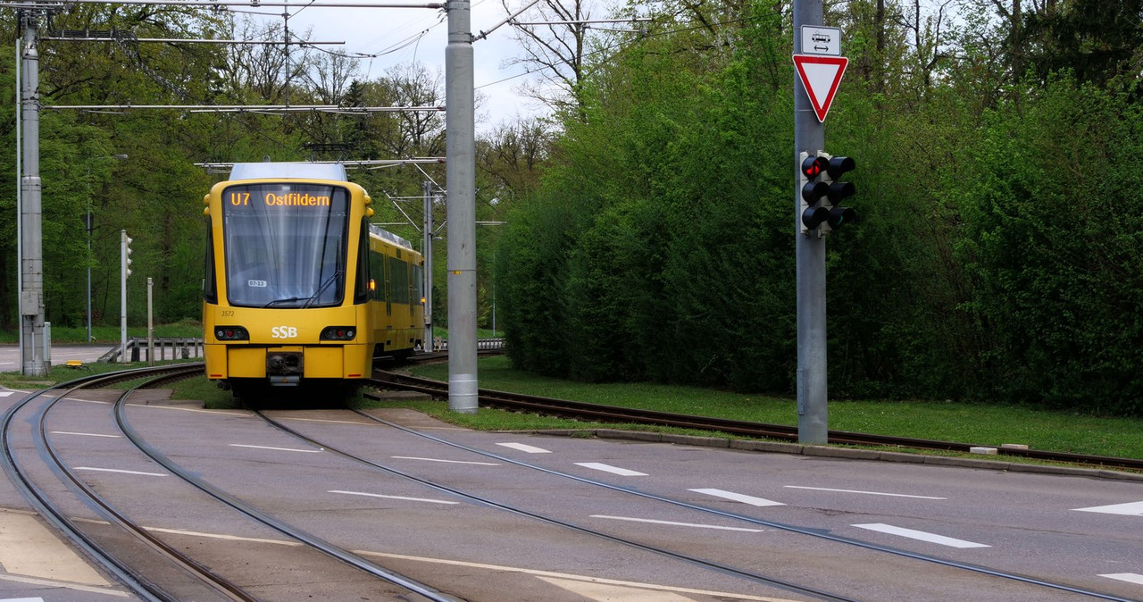 [Bild: 180425-105300-1b.jpg]