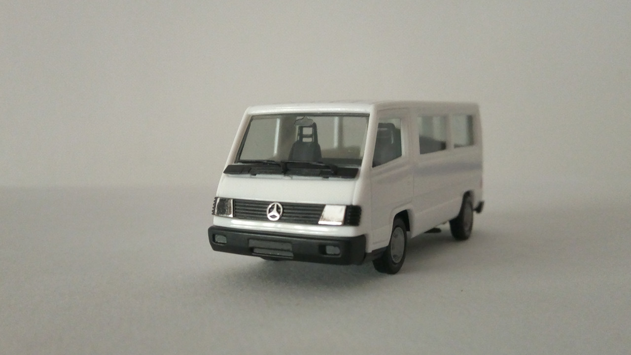 Macht (7840)
