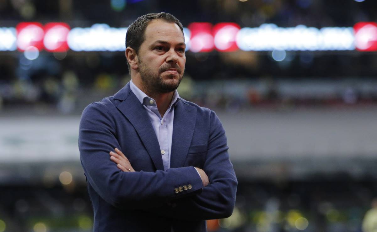 Aficionados reviven el #FueraBaños por derrota del América ante Cruz Azul